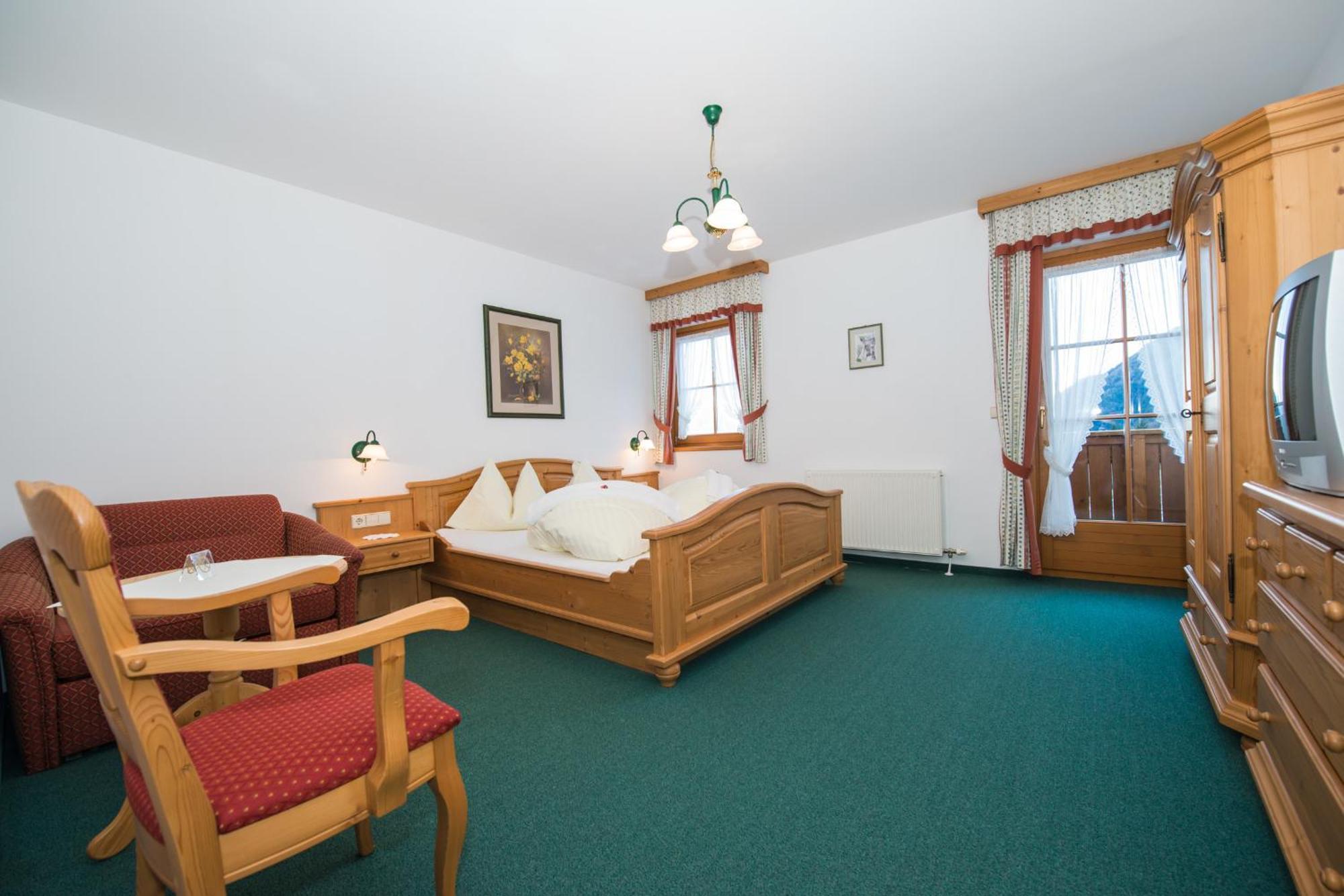 Aparthotel Ederhof 斯拉泽 客房 照片