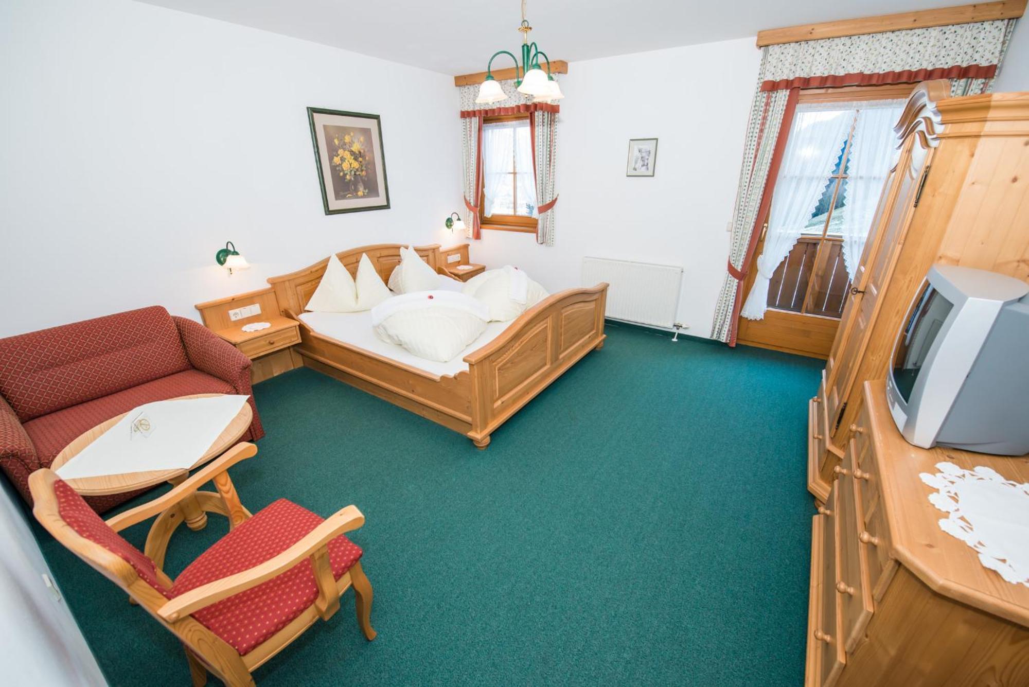 Aparthotel Ederhof 斯拉泽 客房 照片